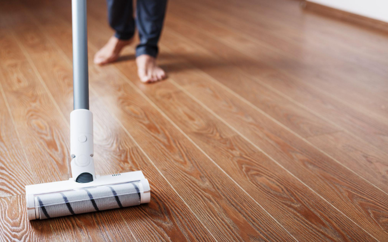 How to Clean Vinyl Plank Flooring: Expert Tips for a Spotless Finish