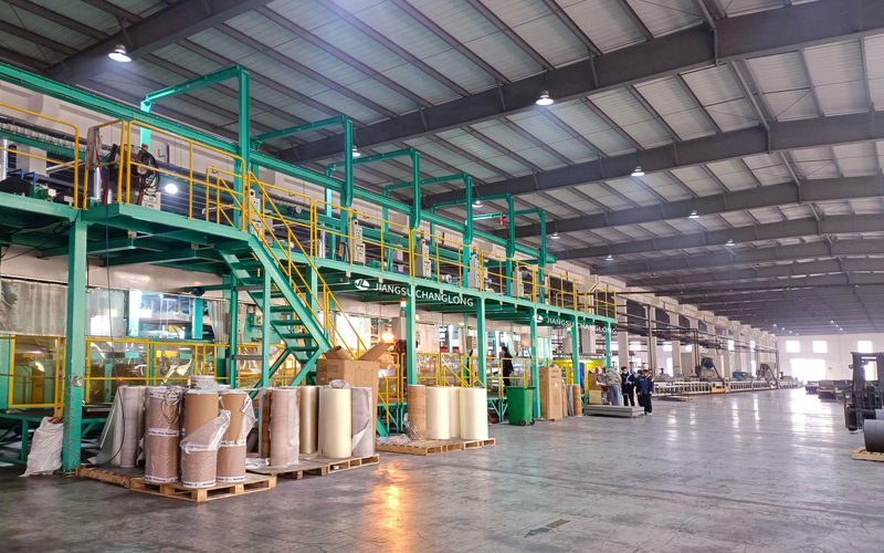 High-precision flooring lamination production line imported from Japan.